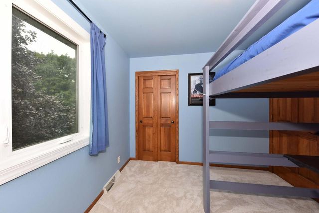 N58W24838 Cardinal COURT, Sussex, WI 53089