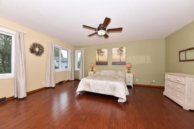 N58W24838 Cardinal COURT, Sussex, WI 53089