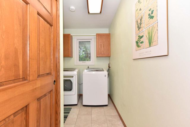 N58W24838 Cardinal COURT, Sussex, WI 53089