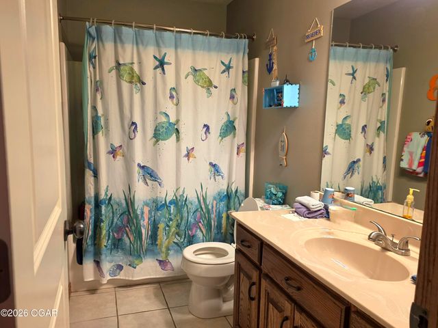 807 Hawthorne Loop, Webb City, MO 64870