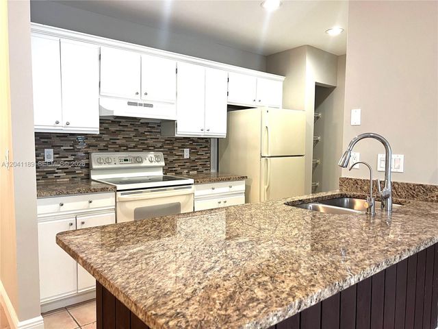 1077 Goldenrod Road 1077, Wellington, FL 33414