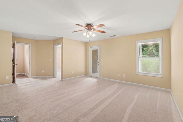 3936 Memorial Parkway NW, Kennesaw, GA 30152