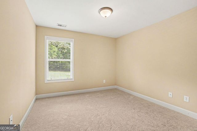 3936 Memorial Parkway NW, Kennesaw, GA 30152