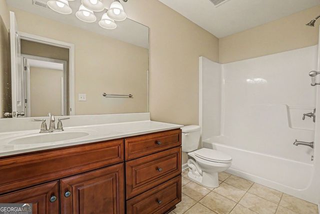3936 Memorial Parkway NW, Kennesaw, GA 30152