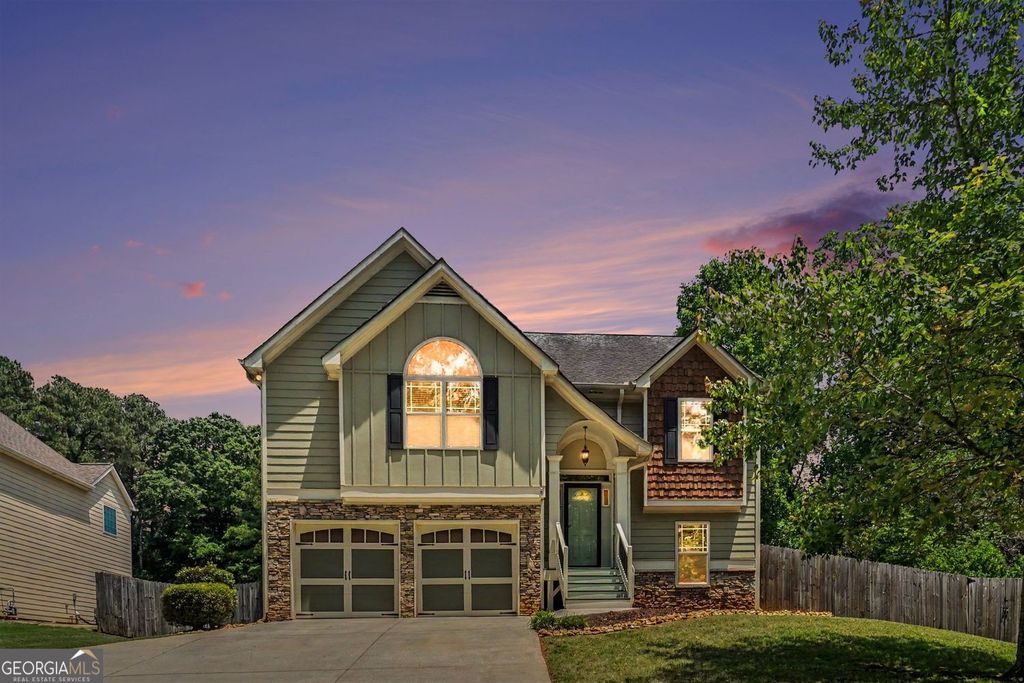 3936 Memorial Parkway NW, Kennesaw, GA 30152