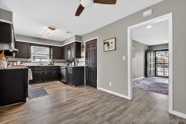 417 NE Myers Avenue, Bartlesville, OK 74006