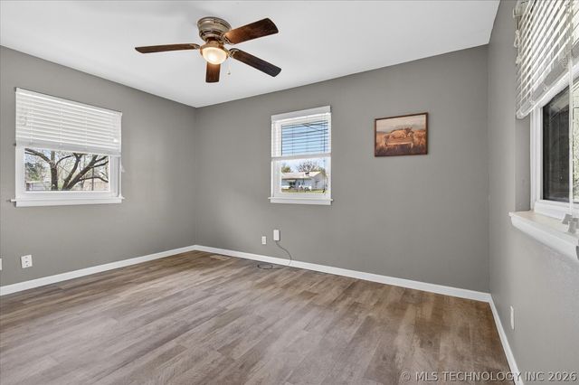 417 NE Myers Avenue, Bartlesville, OK 74006