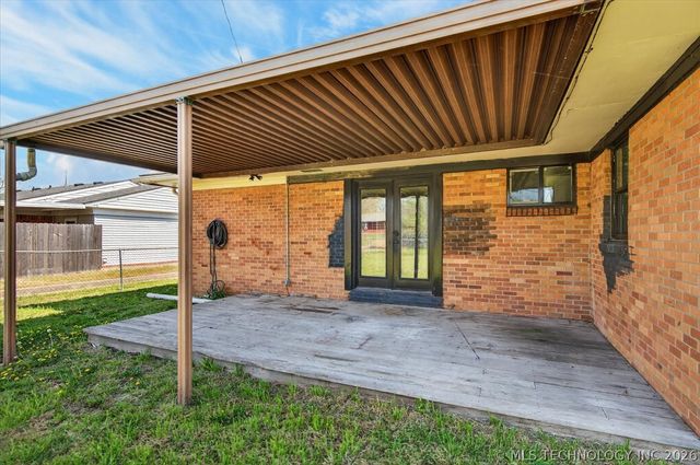 417 NE Myers Avenue, Bartlesville, OK 74006