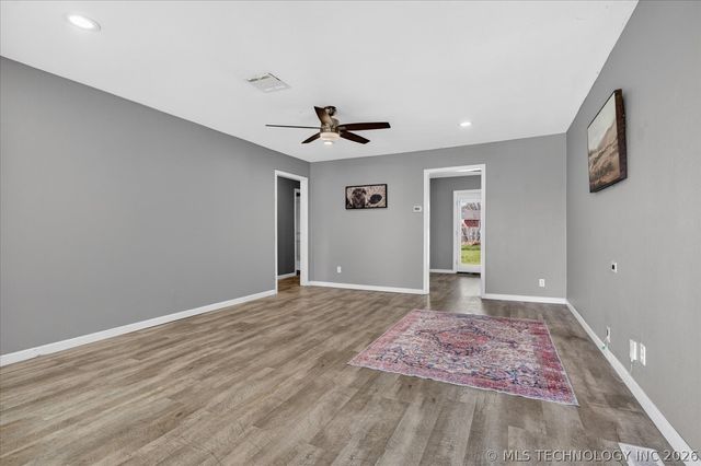 417 NE Myers Avenue, Bartlesville, OK 74006