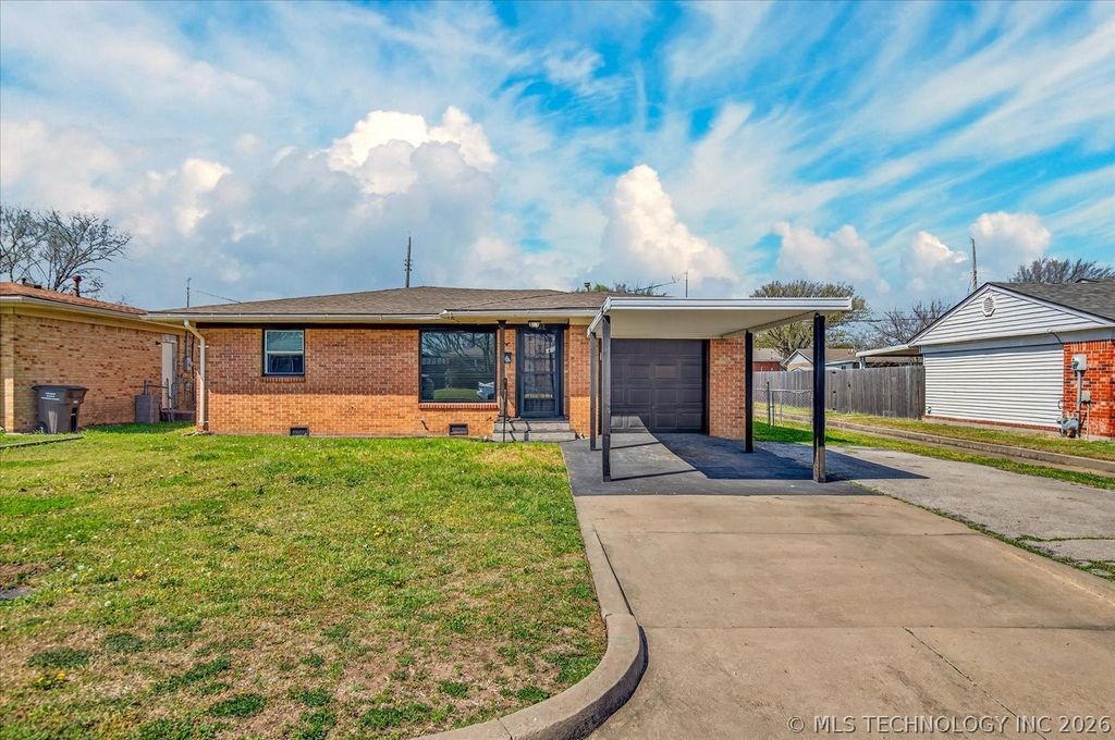 417 NE Myers Avenue, Bartlesville, OK 74006