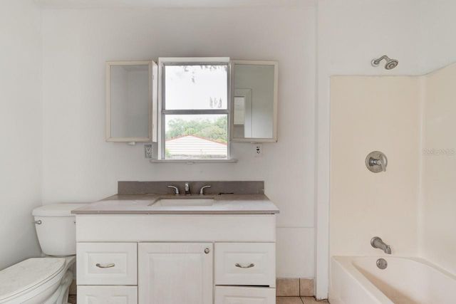 633 BYRON AVENUE, Daytona Beach, FL 32114