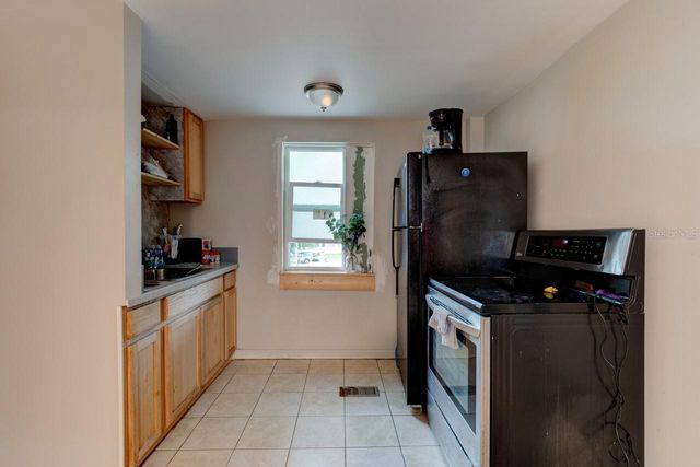 633 BYRON AVENUE, Daytona Beach, FL 32114