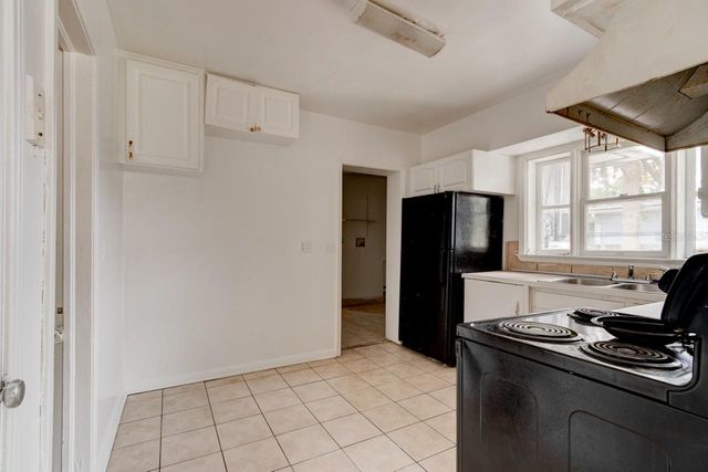 633 BYRON AVENUE, Daytona Beach, FL 32114