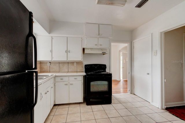 633 BYRON AVENUE, Daytona Beach, FL 32114