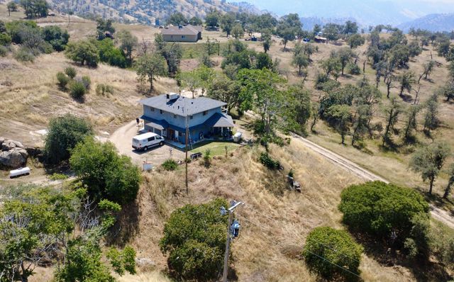 34141 Bronco Lane, Yokuts Valley, CA 93675