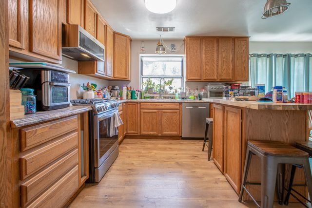 34141 Bronco Lane, Yokuts Valley, CA 93675