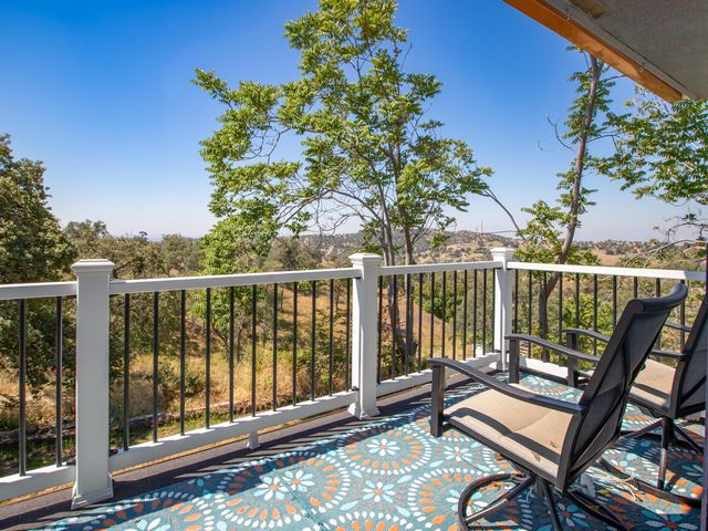34141 Bronco Lane, Yokuts Valley, CA 93675