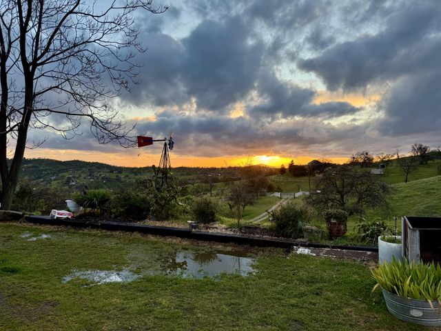 34141 Bronco Lane, Yokuts Valley, CA 93675