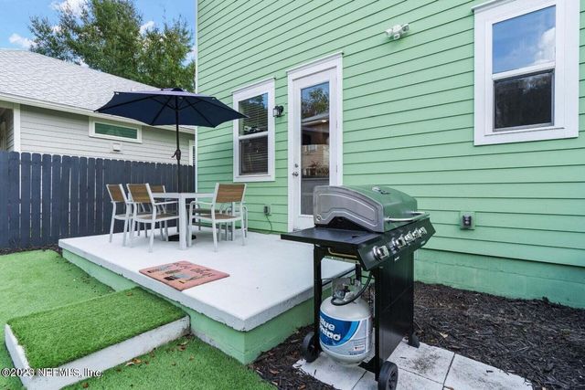 303 E 3RD Street, Jacksonville, FL 32206