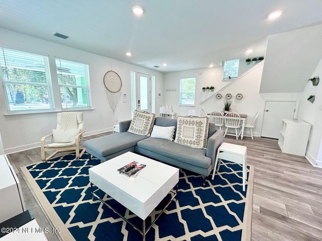 303 E 3RD Street, Jacksonville, FL 32206