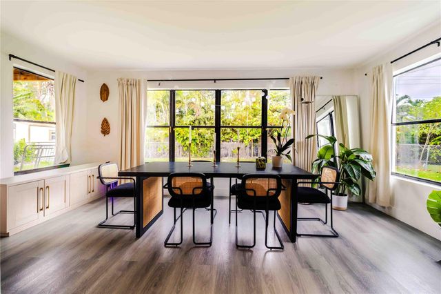 2515 NE 207th Street, Miami, FL 33180