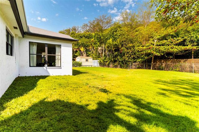 2515 NE 207th Street, Miami, FL 33180