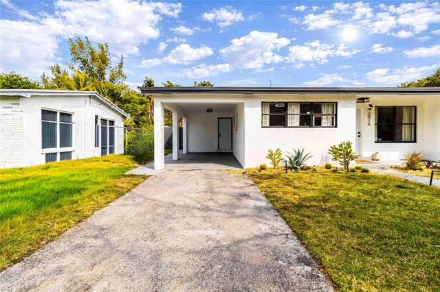 2515 NE 207th Street, Miami, FL 33180