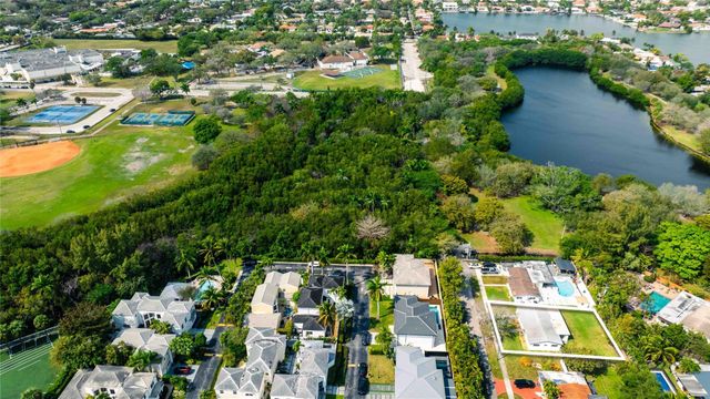 2515 NE 207th Street, Miami, FL 33180