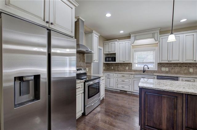 342 Jo Ann SE Drive, Calhoun, GA 30701