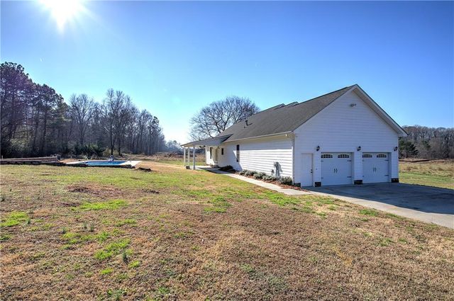 342 Jo Ann SE Drive, Calhoun, GA 30701