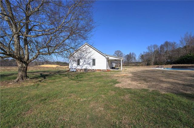 342 Jo Ann SE Drive, Calhoun, GA 30701