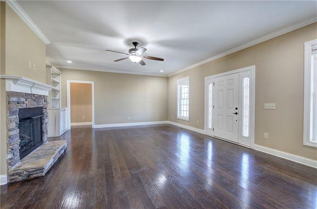 342 Jo Ann SE Drive, Calhoun, GA 30701