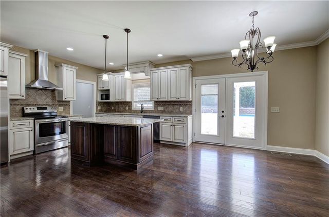 342 Jo Ann SE Drive, Calhoun, GA 30701