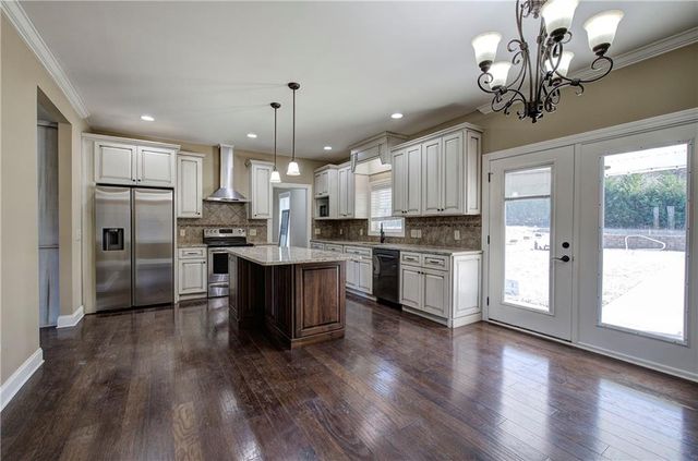 342 Jo Ann SE Drive, Calhoun, GA 30701