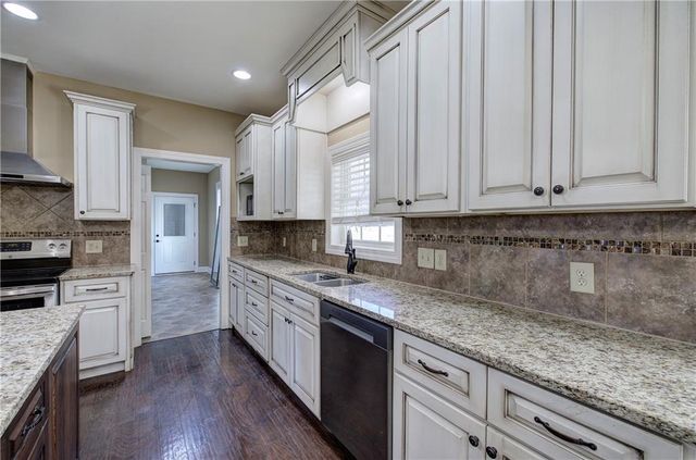 342 Jo Ann SE Drive, Calhoun, GA 30701