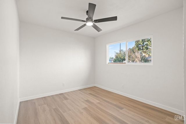 2229 Lucky Street, Bakersfield, CA 93307