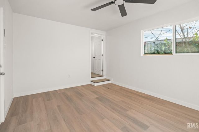 2229 Lucky Street, Bakersfield, CA 93307