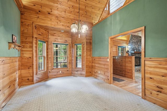 1347 Ivy Log Drive, Blairsville, GA 30512