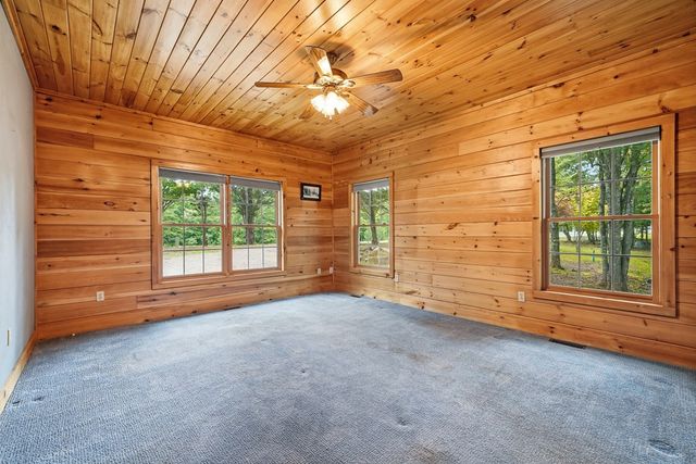 1347 Ivy Log Drive, Blairsville, GA 30512