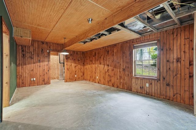 1347 Ivy Log Drive, Blairsville, GA 30512