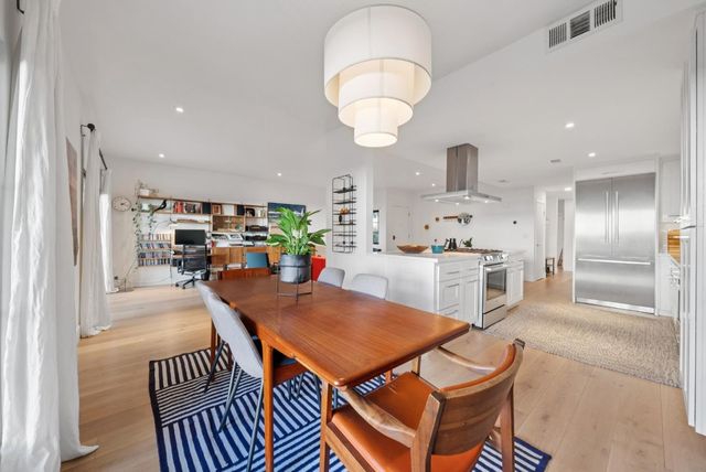 1326 Hoover Street 2, Menlo Park, CA 94025