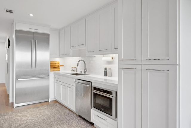 1326 Hoover Street 2, Menlo Park, CA 94025