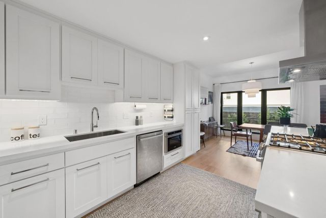 1326 Hoover Street 2, Menlo Park, CA 94025