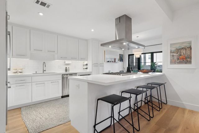 1326 Hoover Street 2, Menlo Park, CA 94025