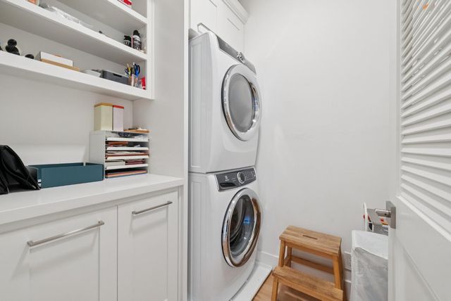 1326 Hoover Street 2, Menlo Park, CA 94025