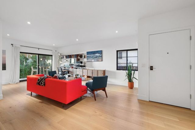 1326 Hoover Street 2, Menlo Park, CA 94025