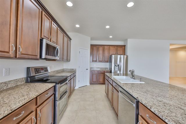 626 15TH AVENUE NW, Ruskin, FL 33570