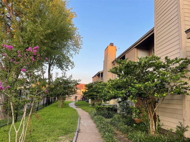 10211 Sugar Branch Drive 314, Houston, TX 77036