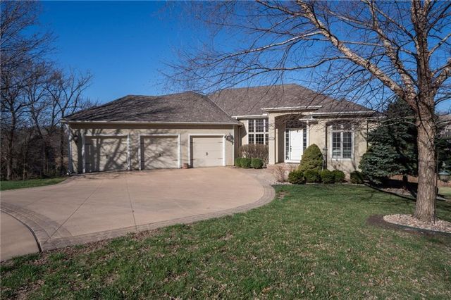1801 Burning Tree Drive, Lawrence, KS 66047