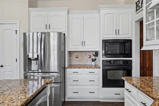 1801 Burning Tree Drive, Lawrence, KS 66047